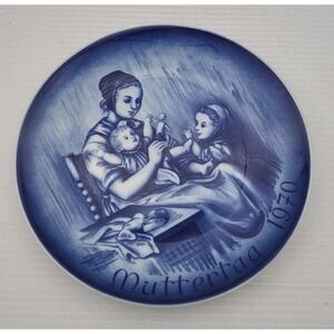 Bareuther Waldsassen Bavaria Germany 1970 MUTTERTAG Mothers Day plate
